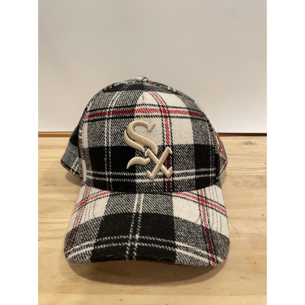 Chicago White Sox Nomagik  67 Th Anniversary Embroidered Logo White Black Plaid